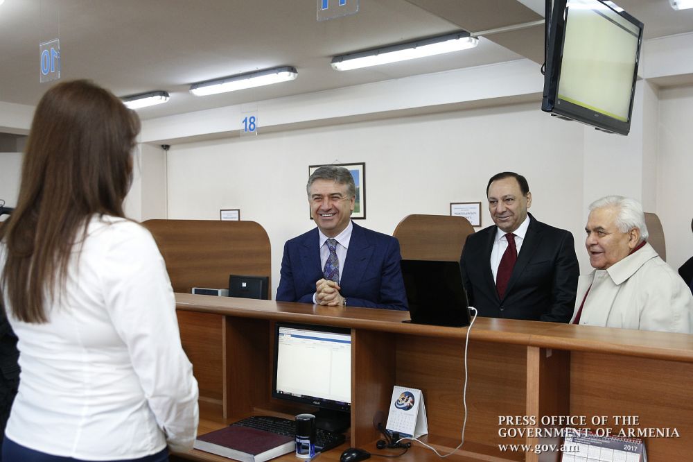 Վարչապետը ծանոթացել է կադաստրում իրականացվող աշխատանքներին