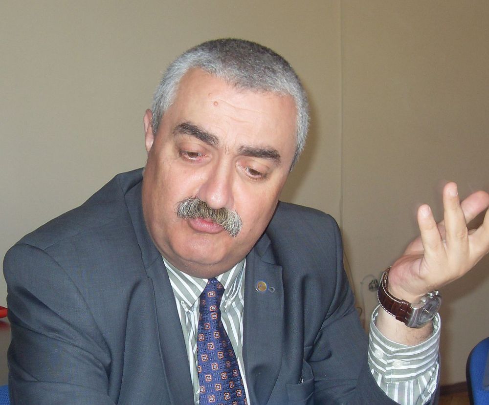 Արամ Սաֆարյանի կարծիքով ուկրաինացիներն ու վրացիները պետք է նախանձեն հայերին