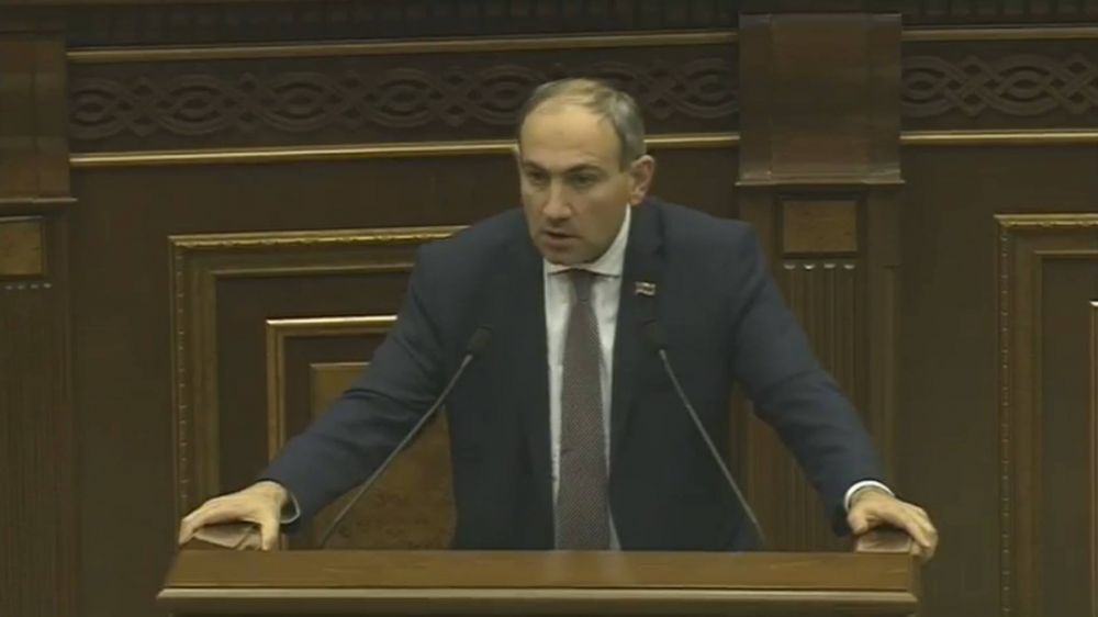 Հայրը ու մայրն են որոշելու՞, թե տղեն ու հարսը շաբաթը քանի անգամ  սեքսով զբաղվեն.  Փաշինյան