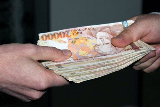 Հոսպիտալում բուժվող զինվորներին խոստացել է գումարի դիմաց ազատել ծառայությունից
