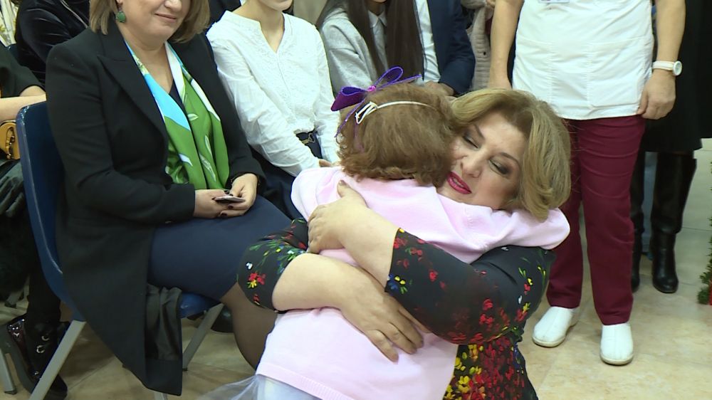 «Նվիրիր կյանք» նախաձեռնություն. ՀՀ առաջին տիկին Ռիտա Սարգսյանը եղել է արյունաբանական կենտրոնում