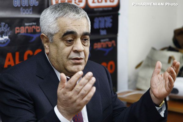 Երևանում վթարի է ենթարկվել Քուվեյթում ՀՀ արտակարգ և լիազոր դեսպան Մանվել Բադեյանը