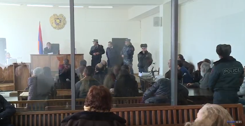 Ի՞նչ ունեք ուտելու, որ այդքան ընդմիջում եք հայտարարում, ծխող էլ չեք. «Սասնա ծռերի» ամբաստանյալները դեմ են երկար ընդմիջումին