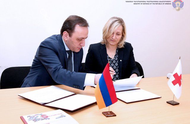 ՊՆ-ն և ՀՀ-ում ԿԽՄԿ պատվիրակությունն ստորագրել են 2018թ. համագործակցության ծրագիրը