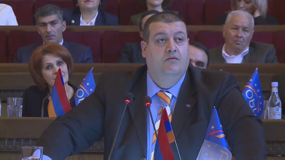 Կուսակցությունն օջախի դուռ չէ. ՕԵԿ-ում շնորհակալ են հավատարիմներին