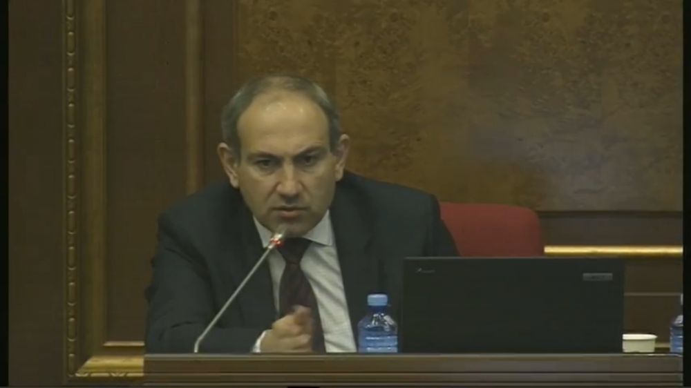 Փաշինյանը խնդրում է, որ անհապաղ ներկայացնեն Արմեն Սարգսյանի քաղաքացիության մասին փաստաթղթերը