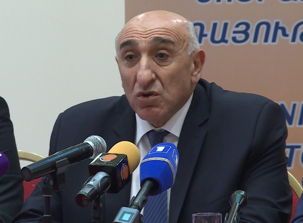 Մենք մինչ հիմա բողոքում ենք, որ նպաստ ստացողների ցուցակներում գոյություն ունեն անճշտություններ. նախարար