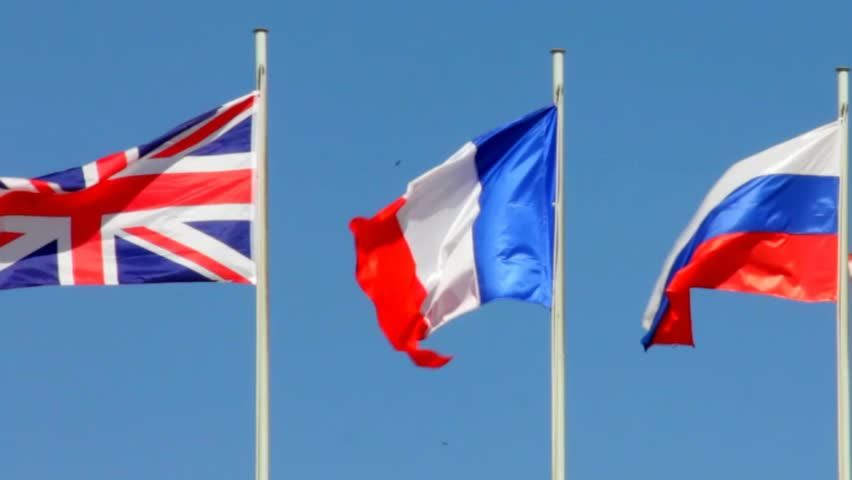 Russian in britain. Флаг Франции и России. Англия Франция Россия. Great Britain and France. Britain and France relationships.