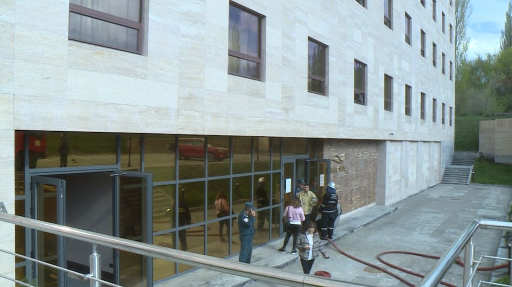«Ռեդիսսոն Բլյու» հյուրանոցում հրդեհի հետևանքով զոհեր չկան