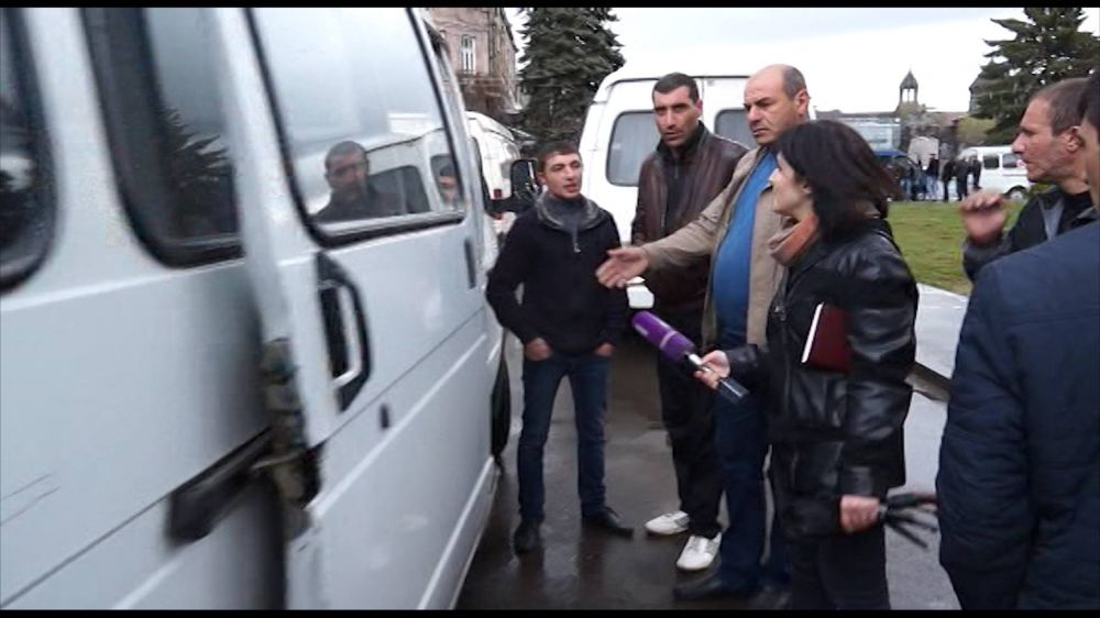 Գյումրիում միկրոավտոբուսների վարորդները բողոքի են դուրս եկել