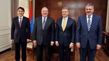 Արմեն Սարգսյանն ընդունել է ՀՀ նորանշանակ փոխվարչապետերին