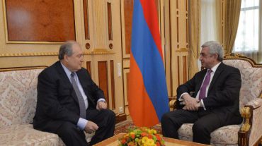 Հանդիպել են Արմեն Սարգսյանն ու Սերժ Սարգսյանը