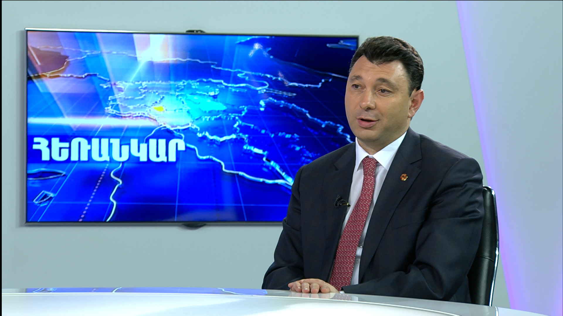 Էդուարդ Շարմազանով
