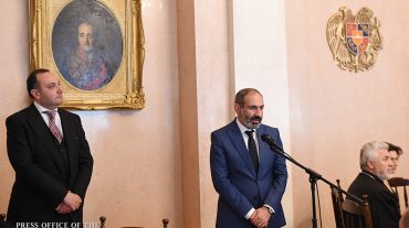 Վարչապետը Մոսկվայում աշխատանքային ճաշ է ունեցել հայ համայնքի ներկայացուցիչների հետ