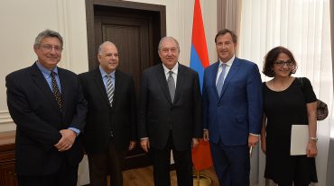 Նախագահն ընդունել է Ամերիկայի հայկական համագումարի պատվիրակությանը