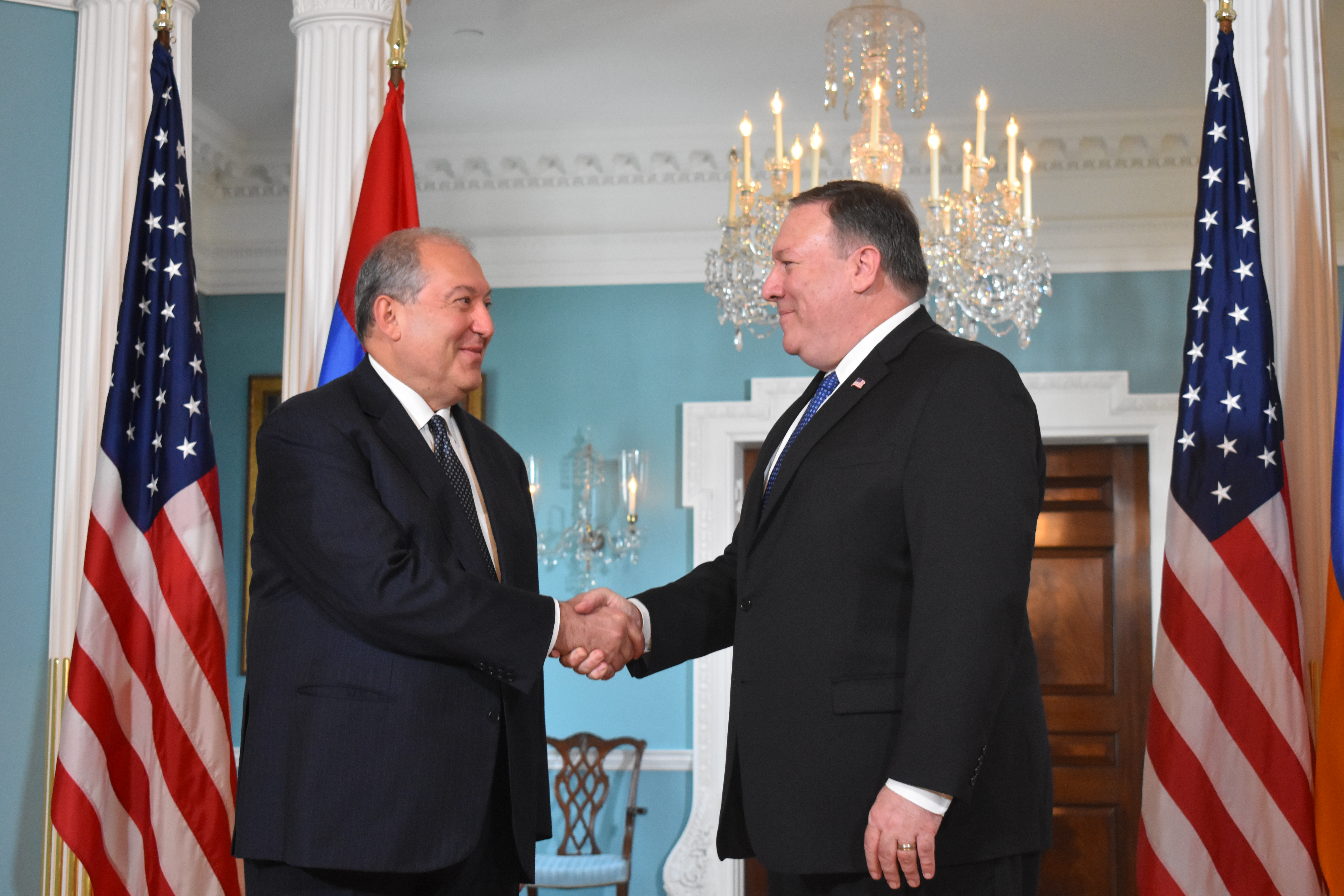 ԱՄՆ-ը պատրաստ է աջակցել Հայաստանին՝ պետքարտուղար Պոմպեոն հանդիպել է ՀՀ նախագահի հետ