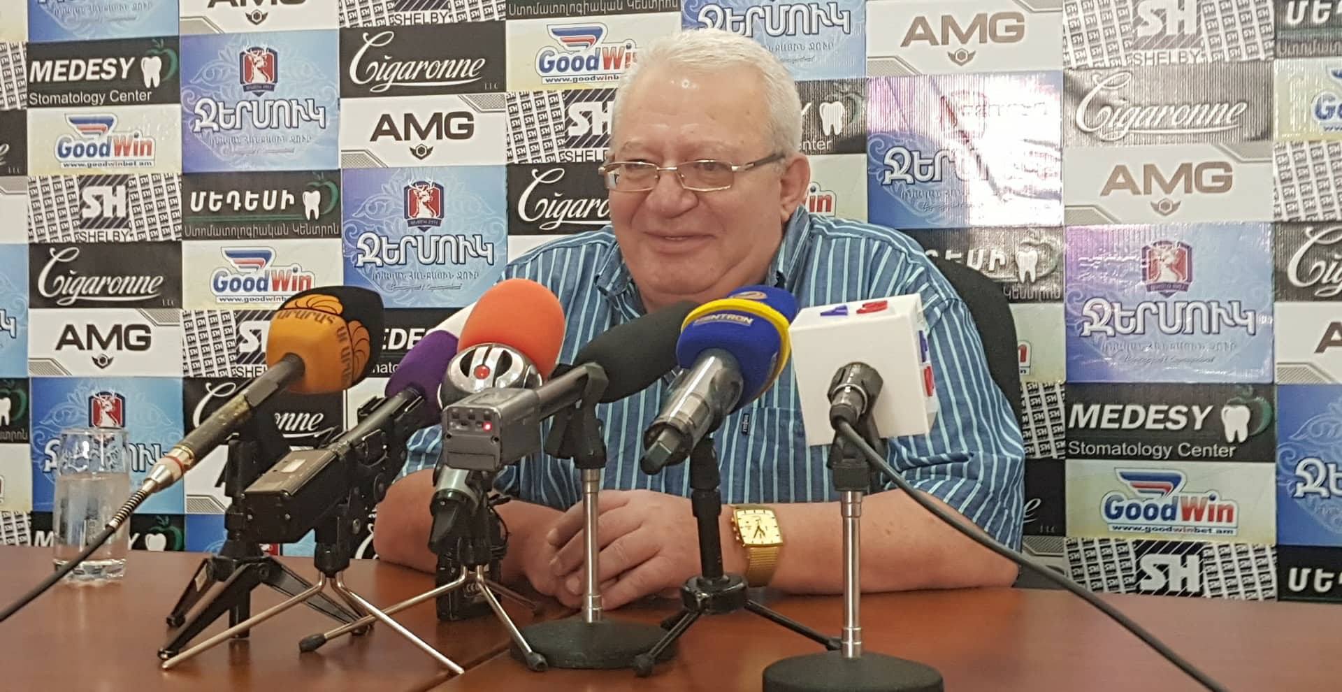 Հրաչ Բերբերյանը գյուղացիներին կոչ է անում սկսել պայքարը սնկային հիվանդությունների դեմ