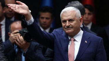 Թուրքիայի վարչապետը խոստացել է աճուրդի դնել իր բազկաթոռը