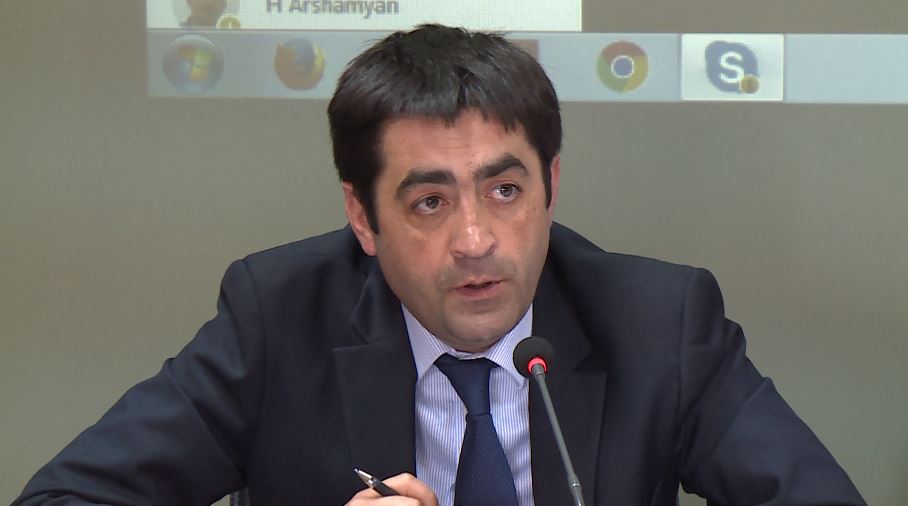 Հանդես եկեք հայտարարությամբ` ի պաշտպանություն Կարո Փայլանի. Արսեն Խառատյանի առաջարկը նորընտիր պատգամավորներին