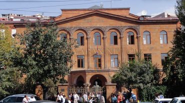 «Մատիտով» գնահատական. Չեխովի դպրոցում աշակերտներից գումար են պահանջում. «Ժամանակ»