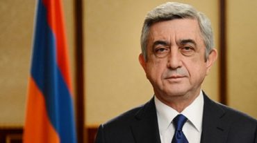 «Հրապարակ». Ով ուզում է դուրս գալ, մանդատը պետք է վայր դնի. Սերժ Սարգսյանի կոշտ գնահատականը