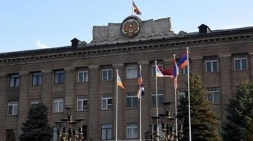 Բակո Սահակյանը Արցախի ԱԺ նախագահի ու խմբակցությունների ղեկավարների հետ քննարկել է երեկ տեղի ունեցած միջադեպը