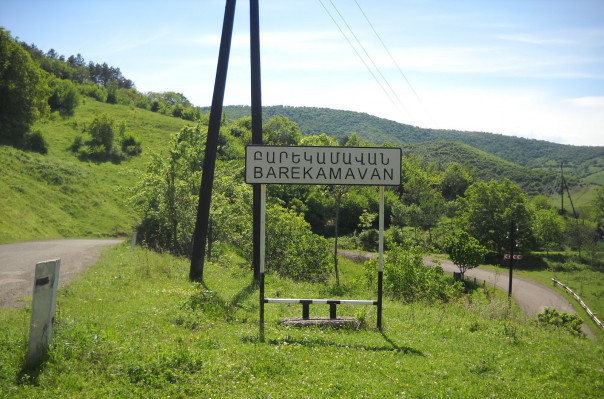 Բարեկամավանի ուղղությամբ կրակոցներից փոքր-ինչ վնասվել է տներից մեկի տանիքը. գյուղապետ