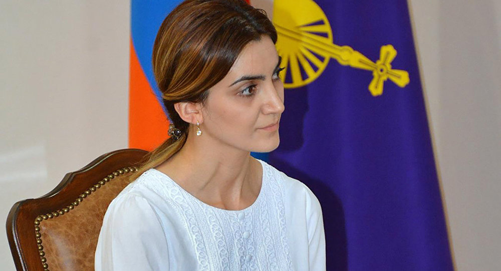 Էջմիածնի քաղաքապետարանը վերջին տարիներին օրական 20.000 դրամի ծաղիկ է գնել
