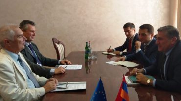Գյուղնախարարը ԵՄ պատվիրակության ղեկավարի հետ քննարկել է գյուղատնտեսական ապահովագրությանը վերաբերող մի շարք հարցեր