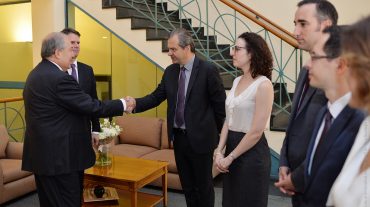 Արմեն Սարգսյանն այցելել է Ֆրանսիայի դեսպանություն