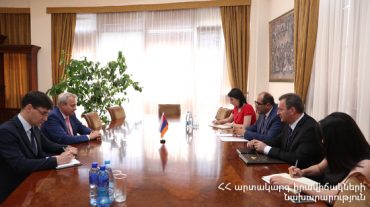 Հրաչյա Ռոստոմյանն ընդունել է ՌԴ նորանշանակ դեսպանին