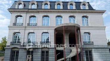 Սեյրան Օհանյանի շքեղ առանձնատունը չի քանդվում, շինաշխատանքներն են դադարեցվել. ՀԺ