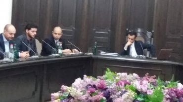 Ինչպես պայքարել կեղծ դիտորդների դեմ. քննարկումներ Ընտրական օրենսգրքի շուրջ