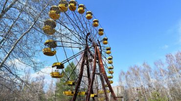«Պտտվող անիվ»-ը խափանվել է. քաղաքացիները մնացել են 4-5 մ բարձրության վրա