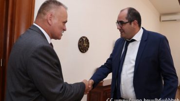 «Հարավկովկասյան երկաթուղու» տնօրենը ԱԻ նախարարին խնդրել է աջակցել քարաթափումների վերացման հարցում