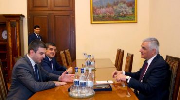 Փոխվարչապետ Մհեր Գրիգորյանն ընդունել է Արցախի պետնախարարին