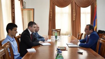 Արցախի պետնախարարը կարևորել է Արցախում և ՀՀ-ում տնտեսական զարգացման ծրագրերի ներդաշնակեցումը
