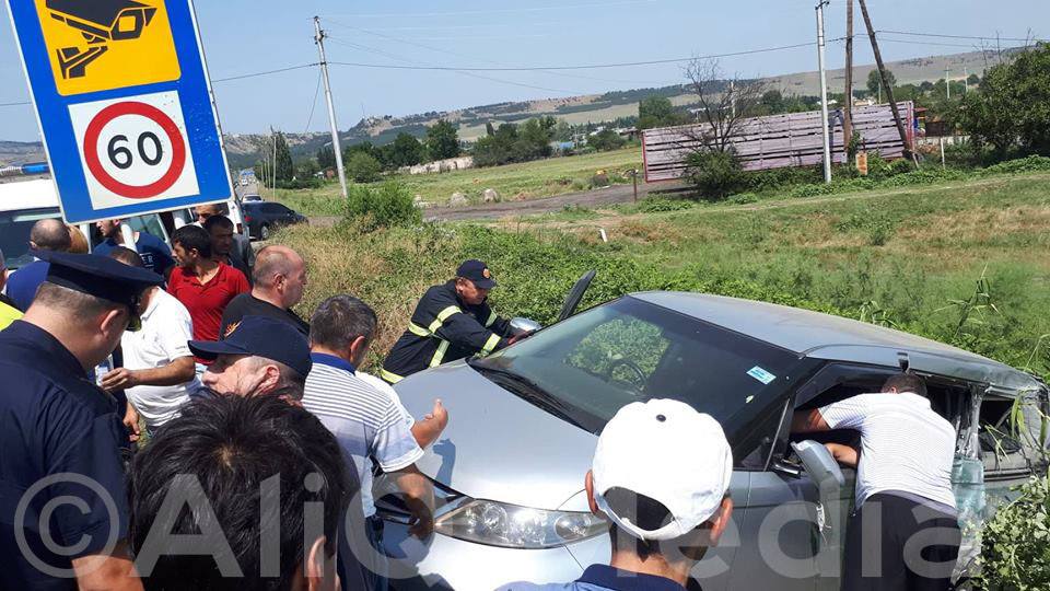 Վրաստանում բախվել են հայկական համարանիշներով բեռնատարն ու մարդատարը