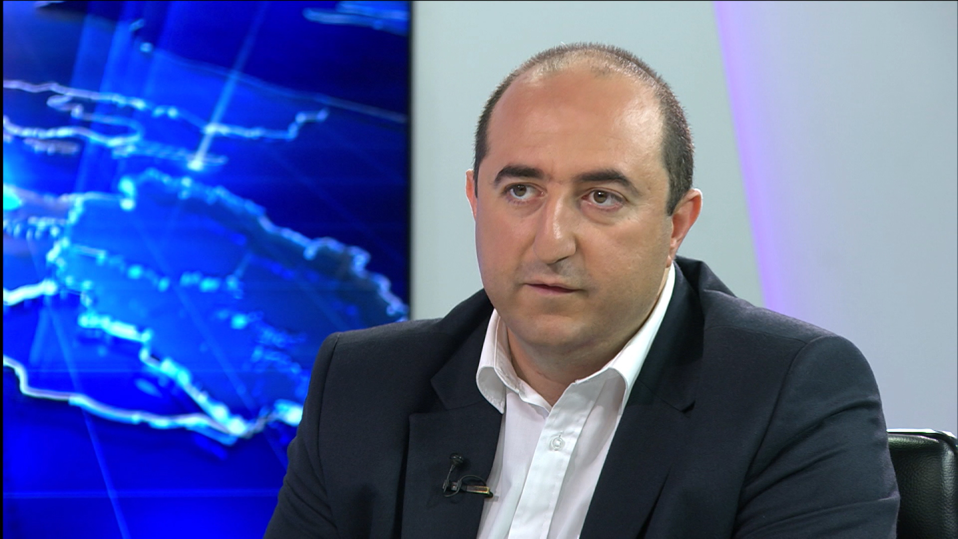 Արտակ Մանուկյան
