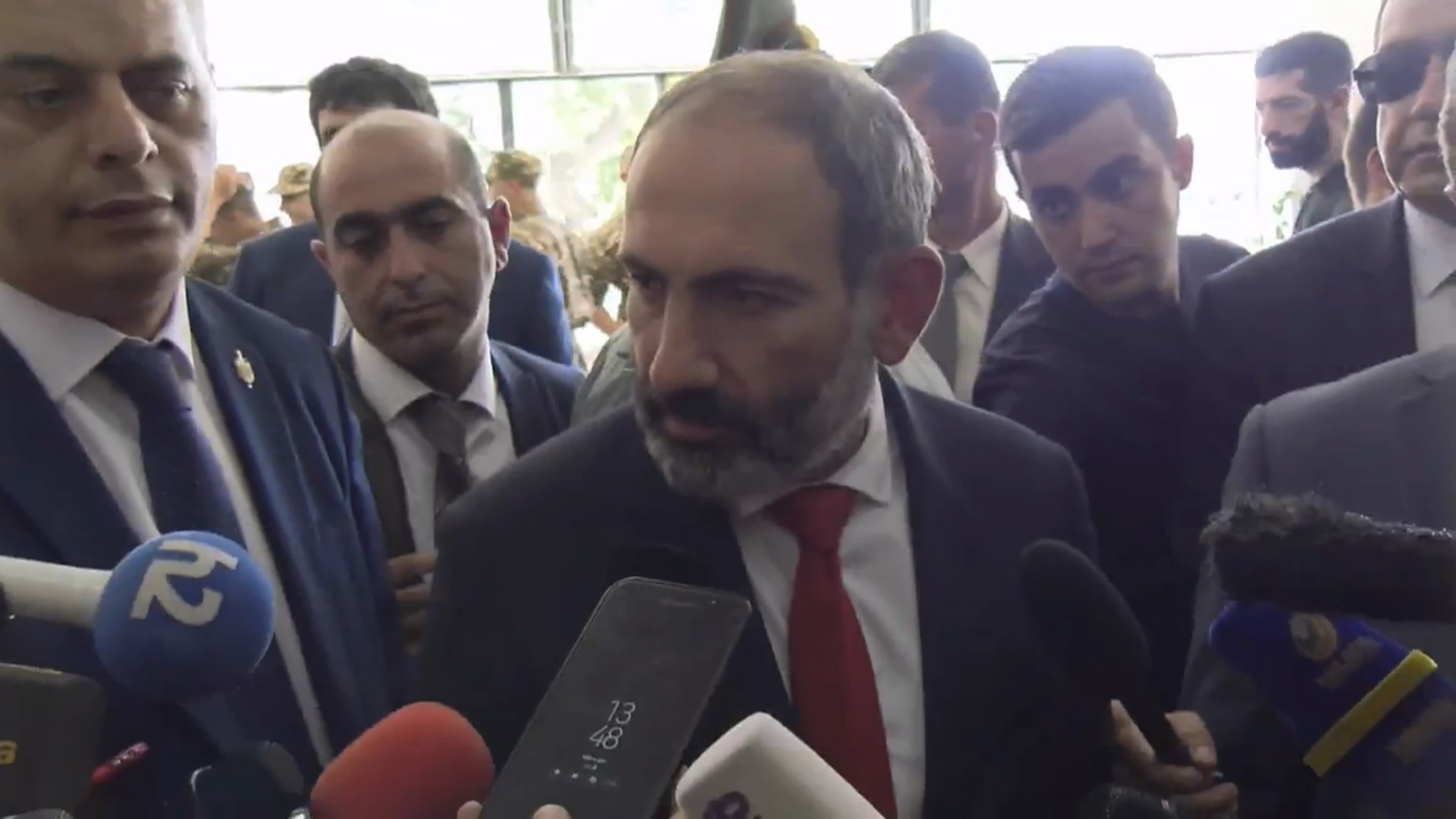 Որևէ մեկը չմտածի, որ ես ասում եմ՝ այս մեկին ձերբակալել, մյուսին՝ բաց թողնել. Փաշինյան