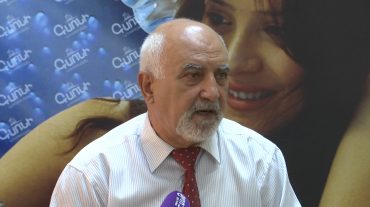 Հայրիկյանը «դեղնակտուցներ» է անվանել Վազգեն Մանուկյանին քննադատողներին