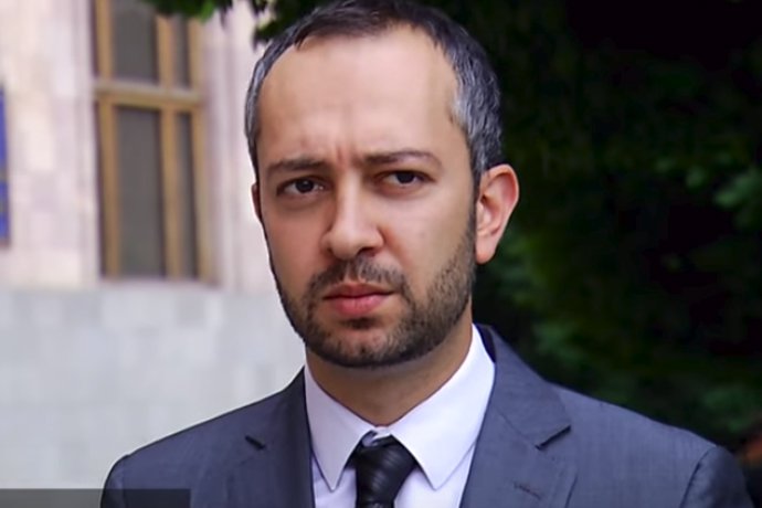 Հայկական կողմը ստացել է Ադրբեջանի պատասխան առաջարկները. Աղաջանյանը չի բացառում մինչև տարեվերջ Փաշինյան-Ալիև հանդիպումը