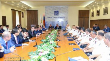 Երևանի քաղաքապետարանում հրավիրվել է խորհրդակցություն` բացօթյա ապօրինի առևտուրը կանխելու վերաբերյալ
