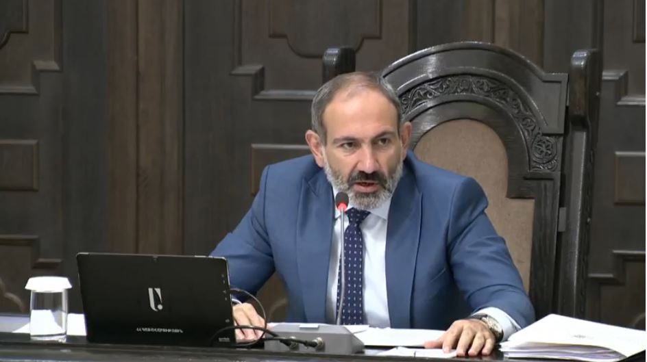 «Զաստավիտով» նվեր չի կարելի տալ դատավորին. վարչապետ