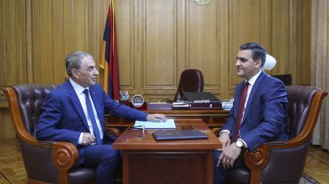 Արա Բաբլոյանն ու Արման Թաթոյանը քննարկել են ներքաղաքական դրությունը