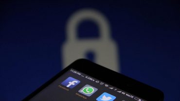 Facebook-ն արգելափակել է ավելի քան 400 հավելված