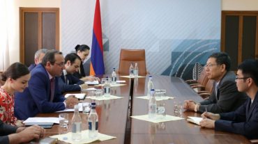 Արծվիկ Մինասյանը Չինաստանի դեսպանի հետ քննարկել է տնտեսական համագործակցության հեռանկարները