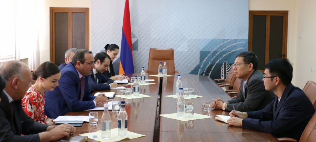 Արծվիկ Մինասյանը Չինաստանի դեսպանի հետ քննարկել է տնտեսական համագործակցության հեռանկարները
