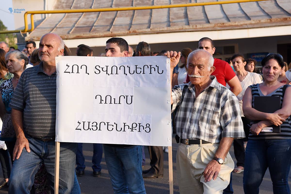 «Մե՛նք ենք տերը մե՛ր երկրի». «Ազատ Հայրենիք»-ը Բերձորում հանրահավաք է կազմակերպել