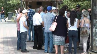 «Կույրերի միավորման» անդամները պահանջել են կազմակերպության նախագահի հրաժարականը
